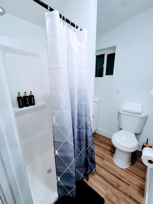 Phoenix Retreat - Studio With King Bed - 10 Min From Airp - Unit C Εξωτερικό φωτογραφία