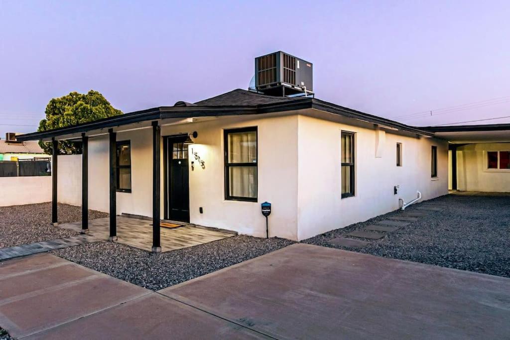 Phoenix Retreat - Studio With King Bed - 10 Min From Airp - Unit C Εξωτερικό φωτογραφία